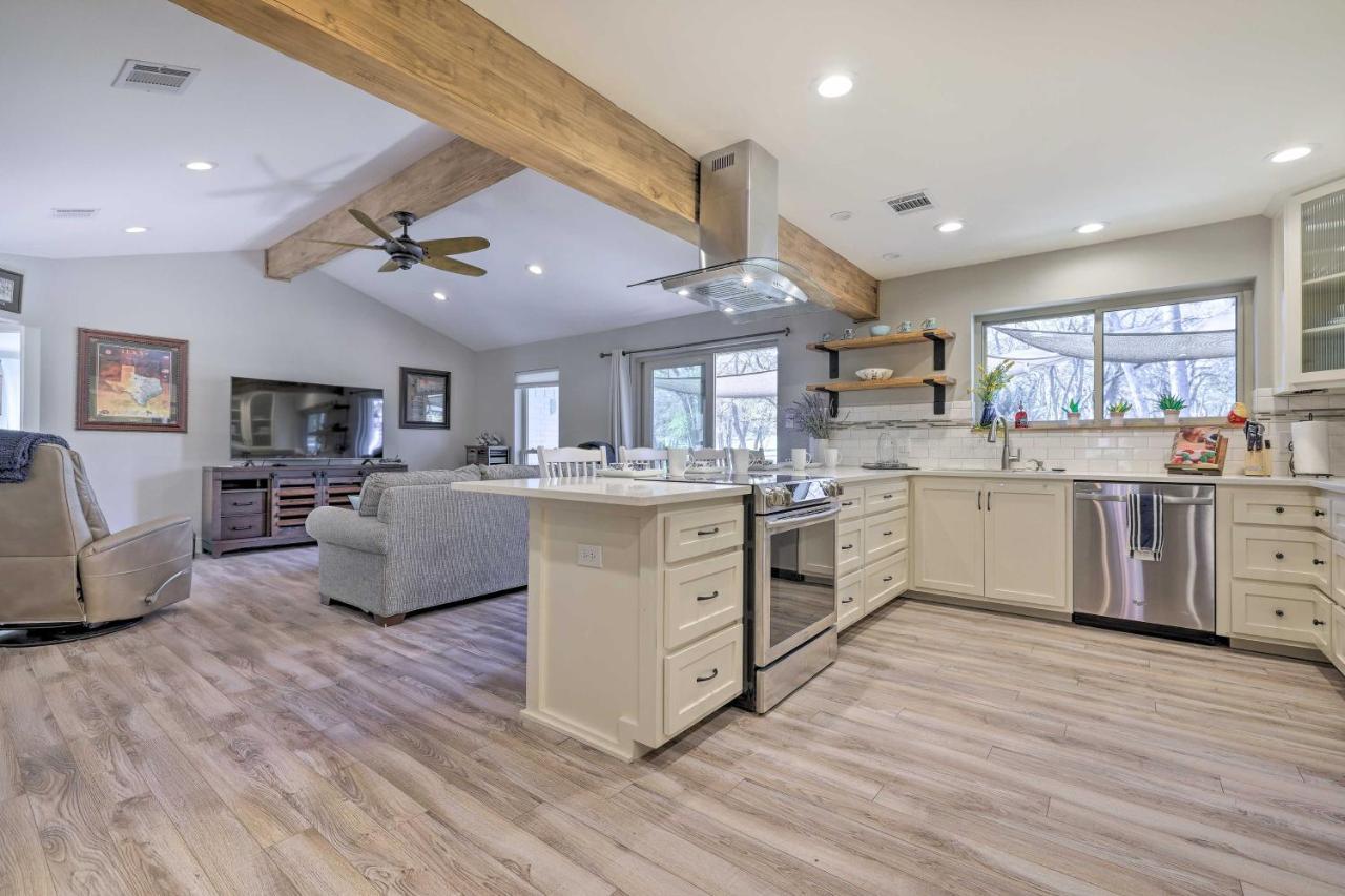 Gorgeous San Marco Home With Patio And Gas Grill! San Marcos Luaran gambar